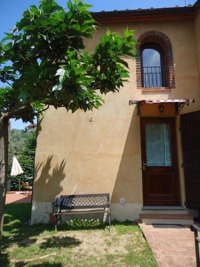 San Baronto Villa Di Papiano מראה חיצוני תמונה